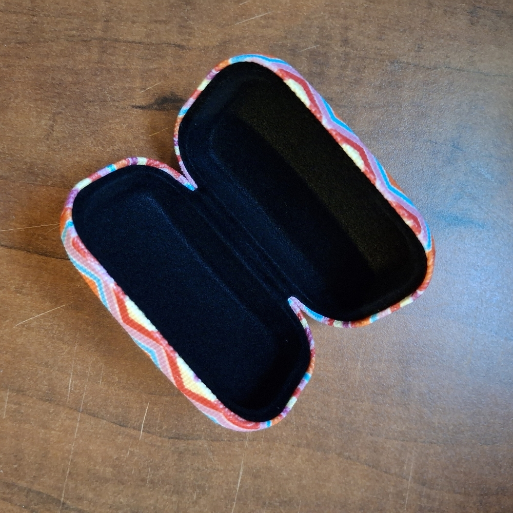 Kikkerland Plaid & Striped Travel Cases- 3 Available, Priced Individually - Picture 5 of 5